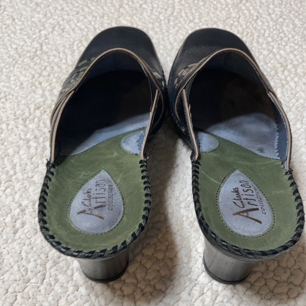Clarks Artisan Shoes. - image 3